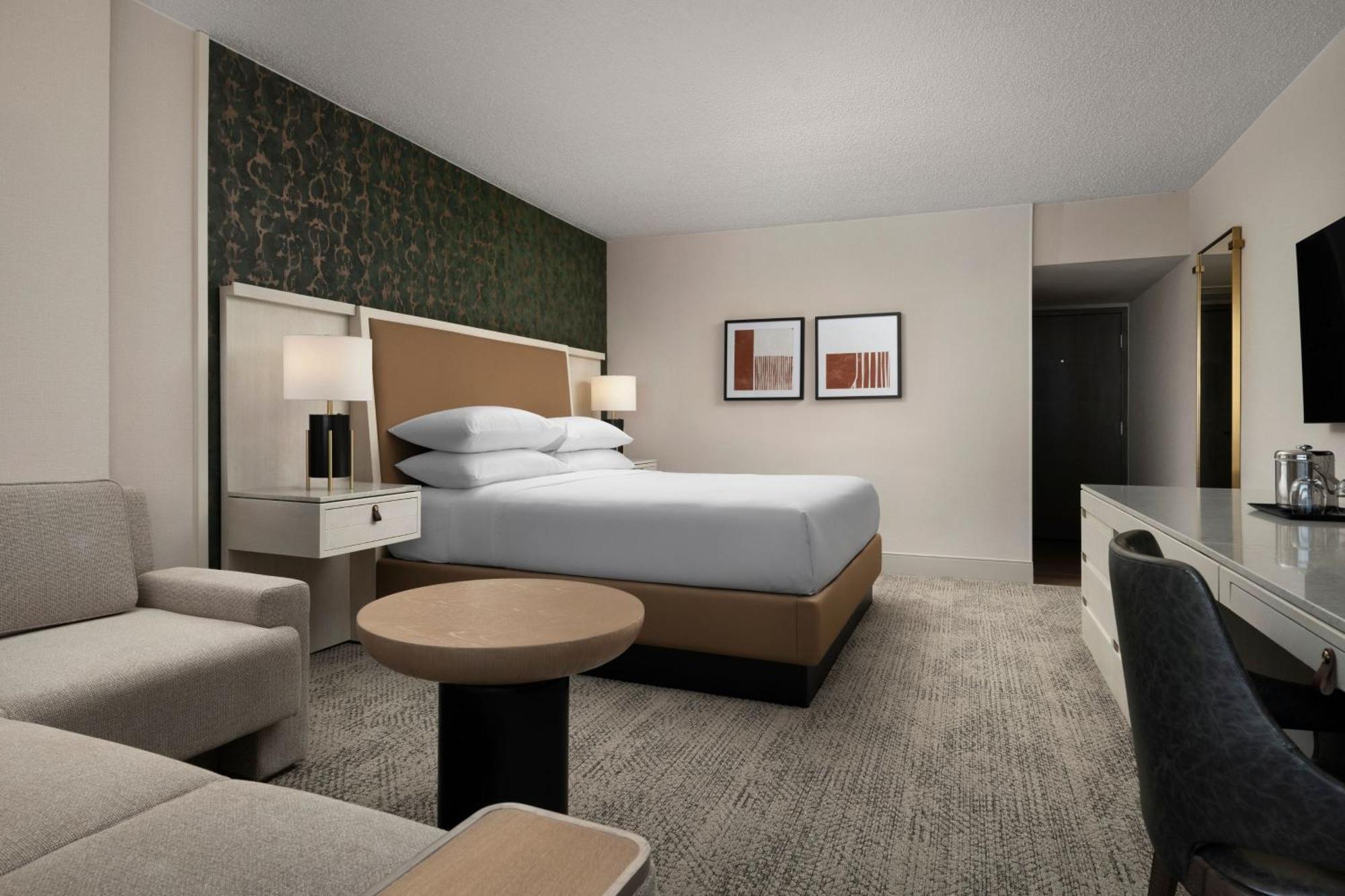 Sheraton Grand Downtown Hotel